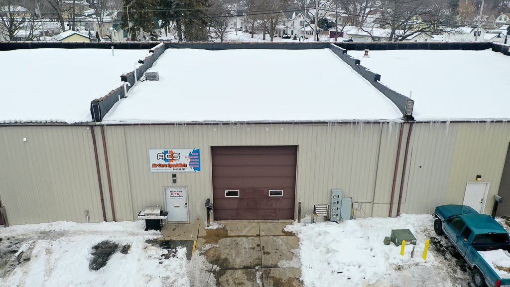 515 W Fulton St, Edgerton, WI 53534
